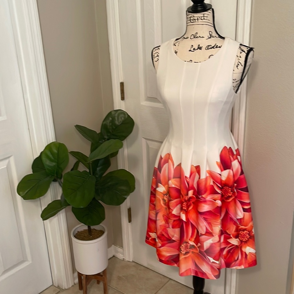 Calvin Klein Floral Print Sheath Dress